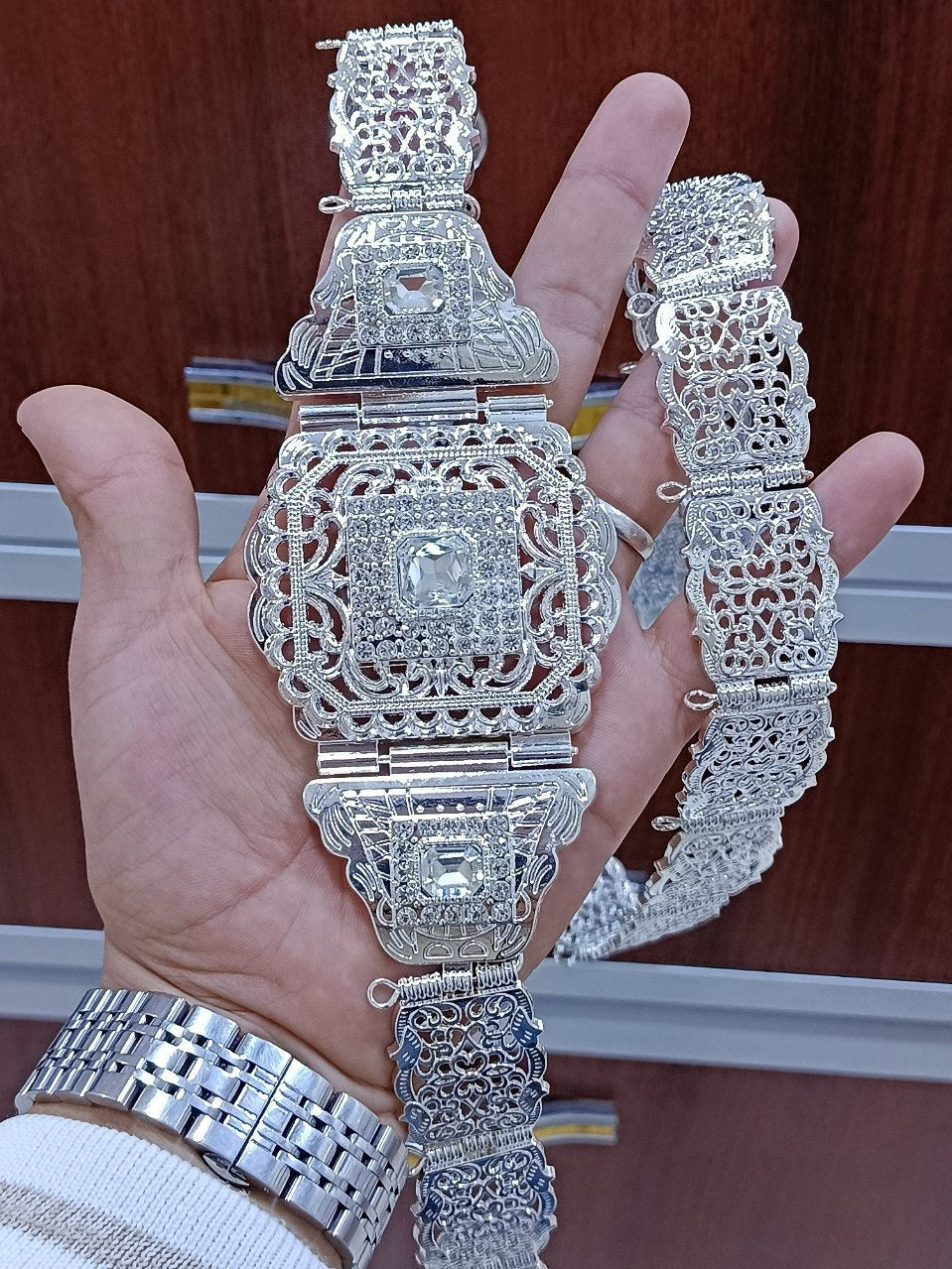 ساعة أنيقة – موديل 486