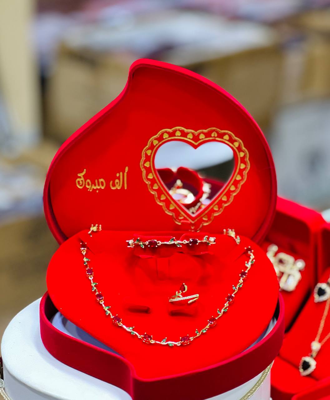 طقم مجوهرات نسائي – موديل 392