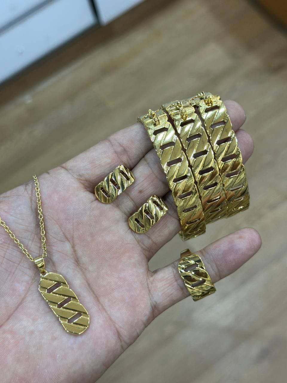 سوار نسائي أنيق – رقم 377