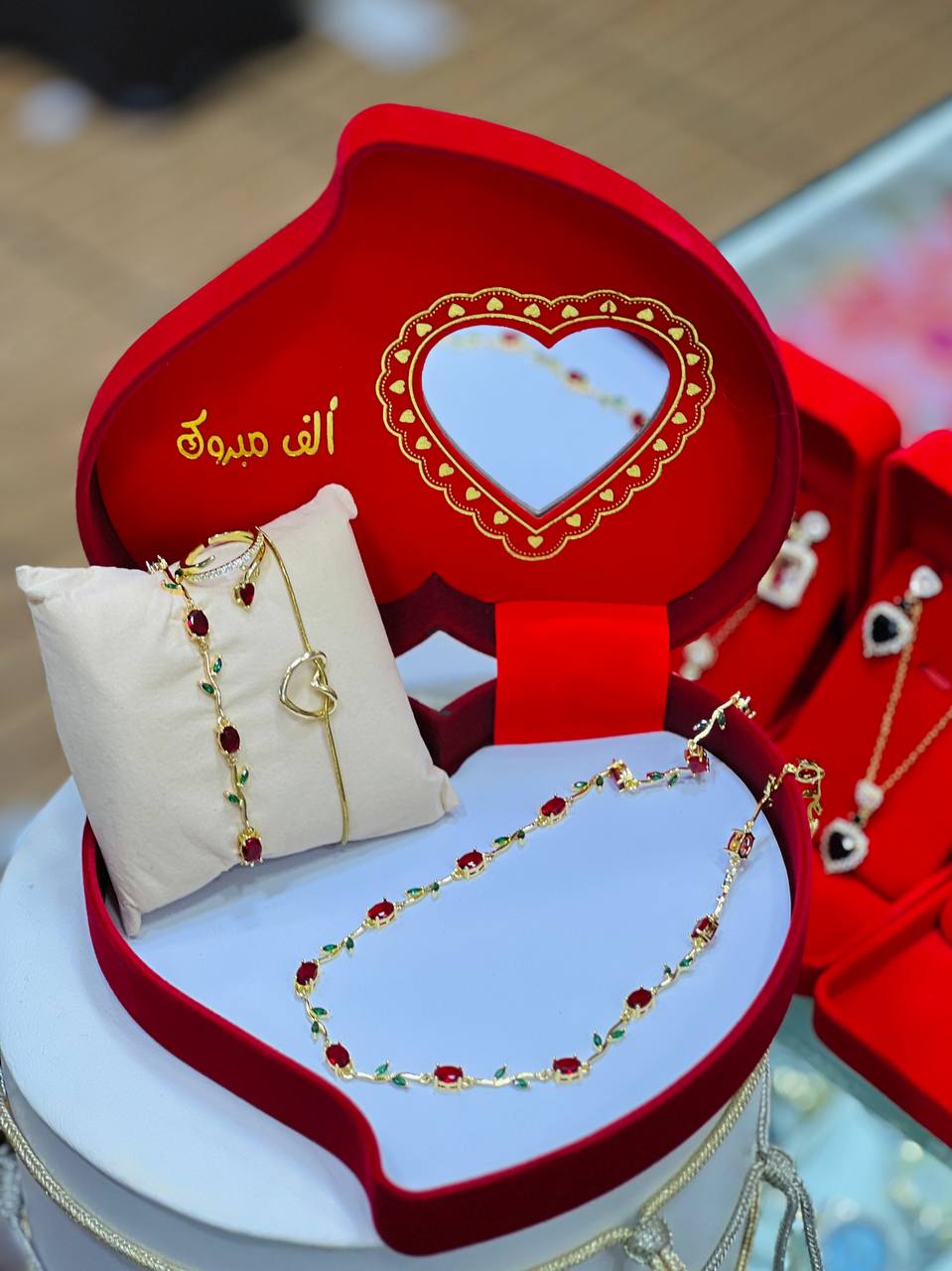 طقم مجوهرات نسائي – موديل 476