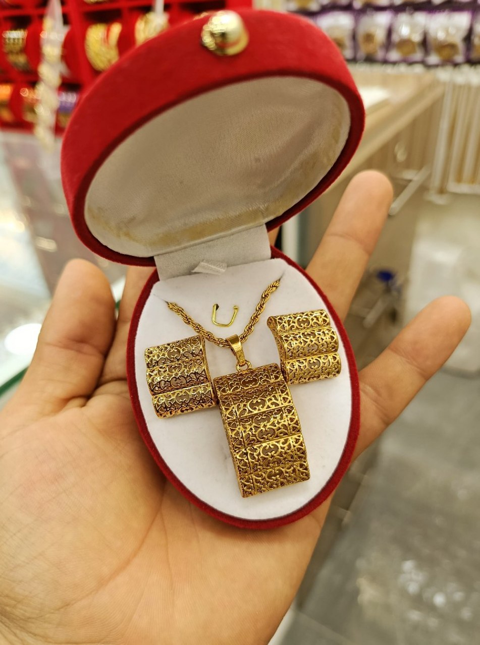 طقم ساعة وإكسسوارات – رقم 344