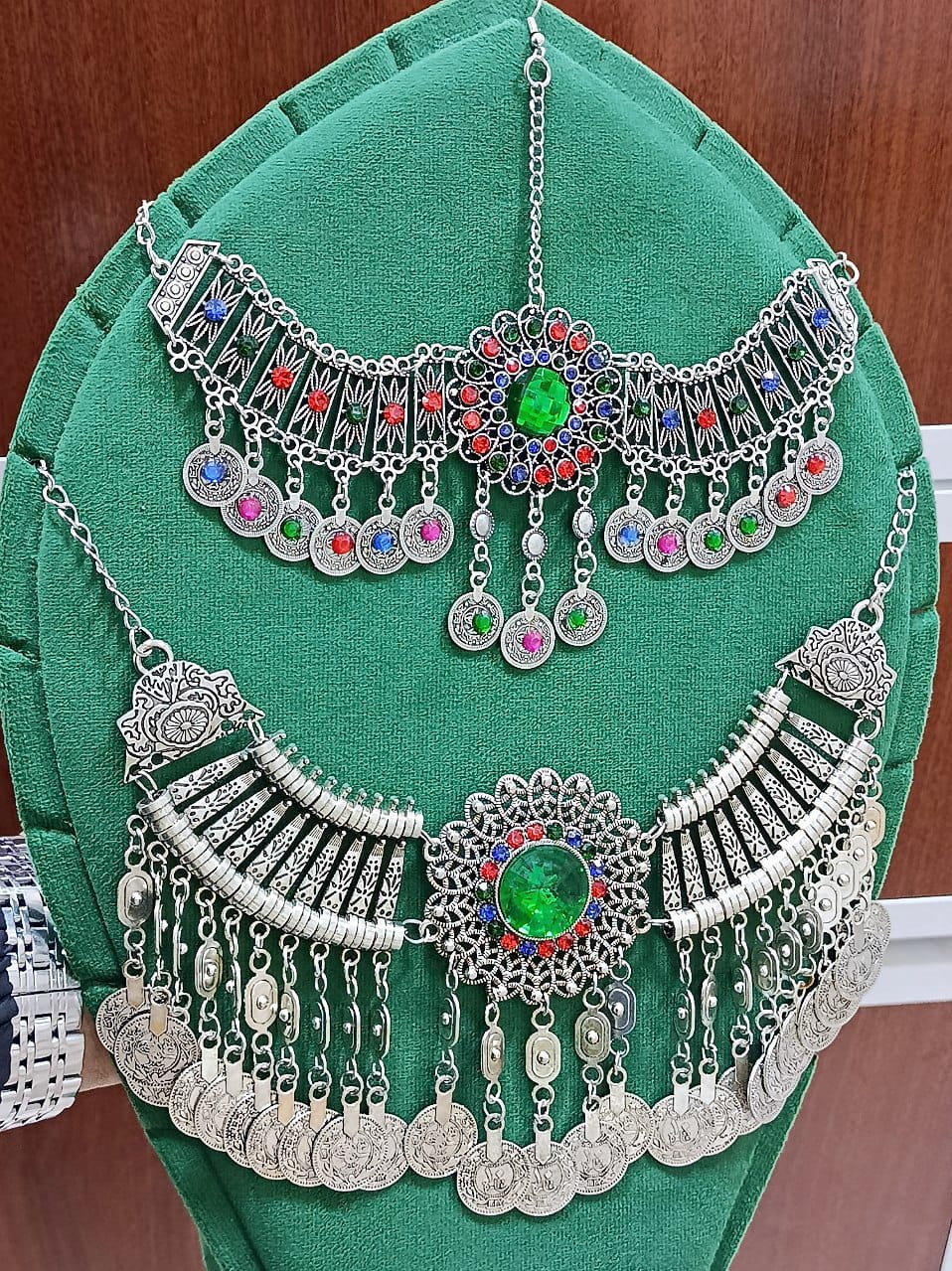 قلادة نسائية أنيقة – رقم 239