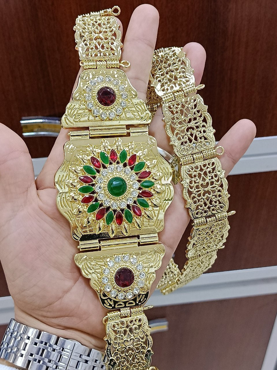 ساعة أنيقة – موديل 323