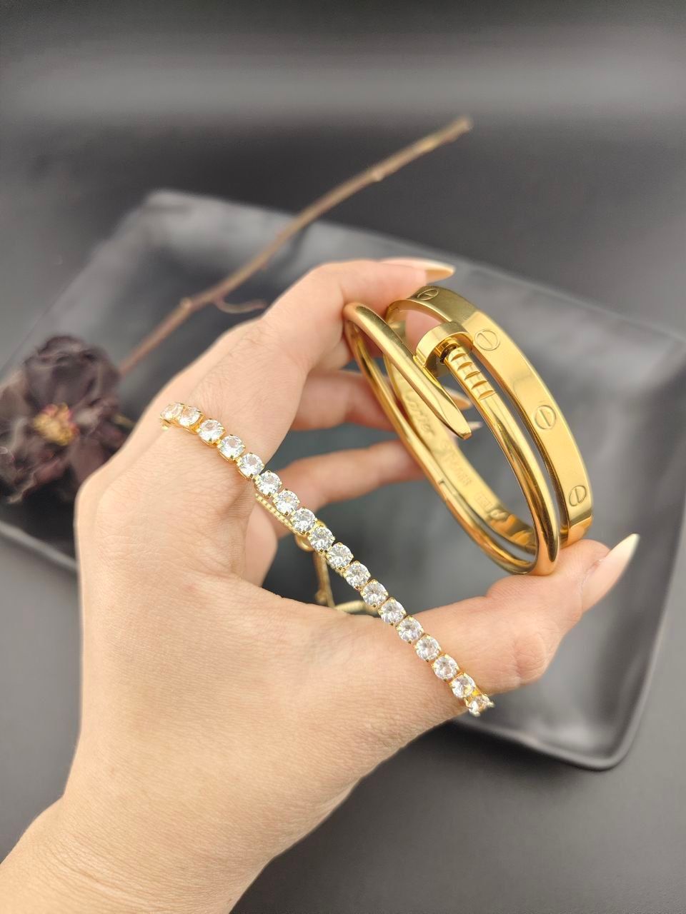 سوار نسائي أنيق – موديل 134