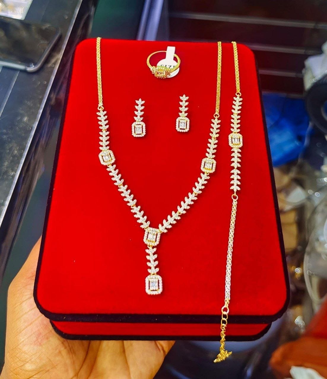 طقم مجوهرات نسائي – موديل 076