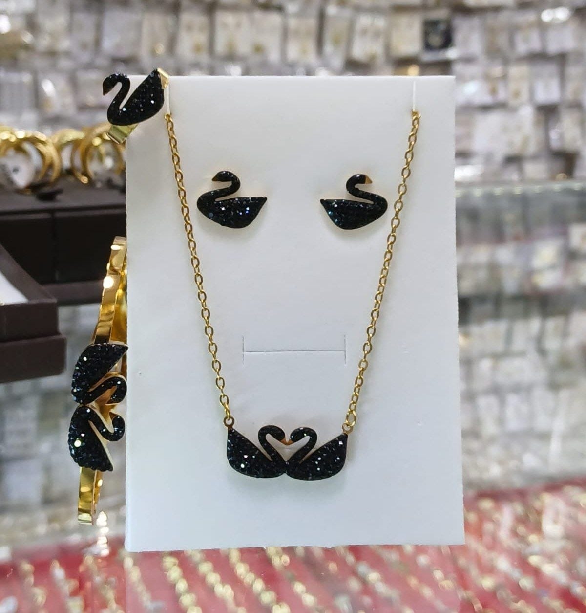 طقم مجوهرات نسائي – موديل 235